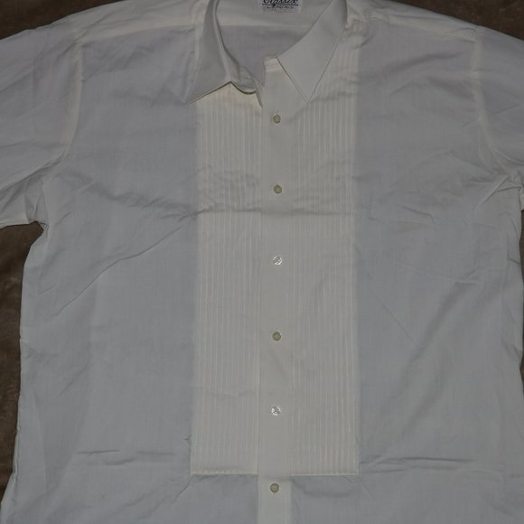 Classix Button Up Dress Shirt - Length 33 - Shoulders 19 - Arm Pits 23.5 - Picture 3 of 14